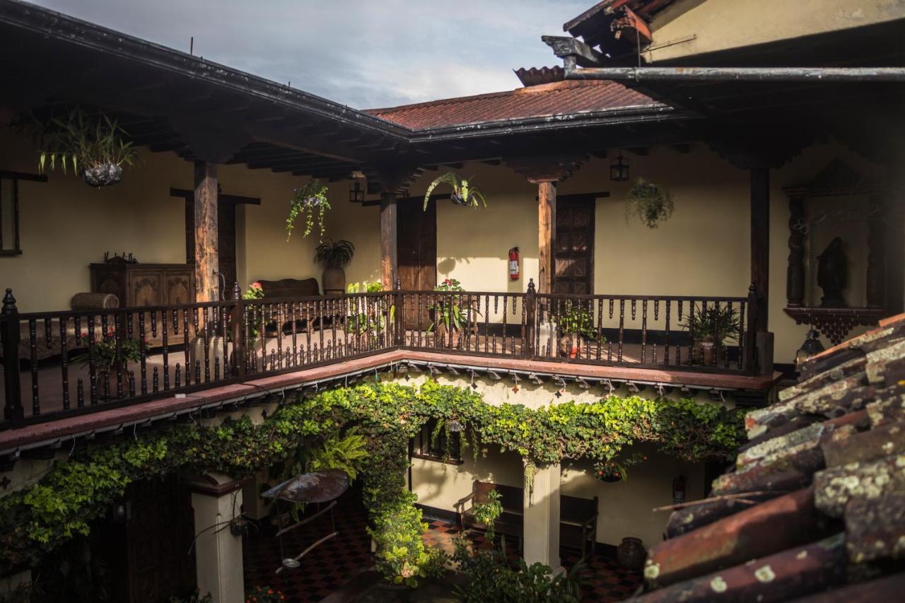 Hotel Museo Mayan Inn Chichicastenango Exteriör bild