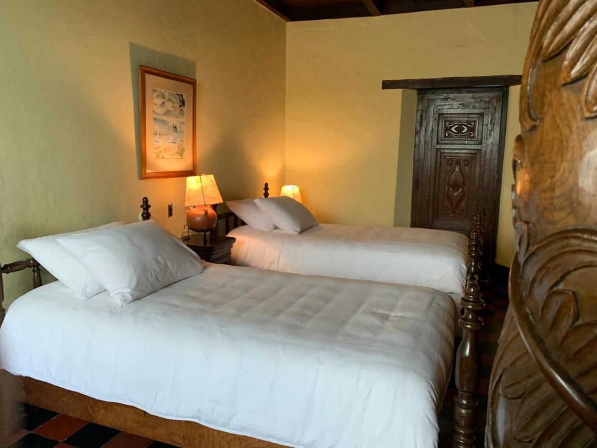 Hotel Museo Mayan Inn Chichicastenango Exteriör bild