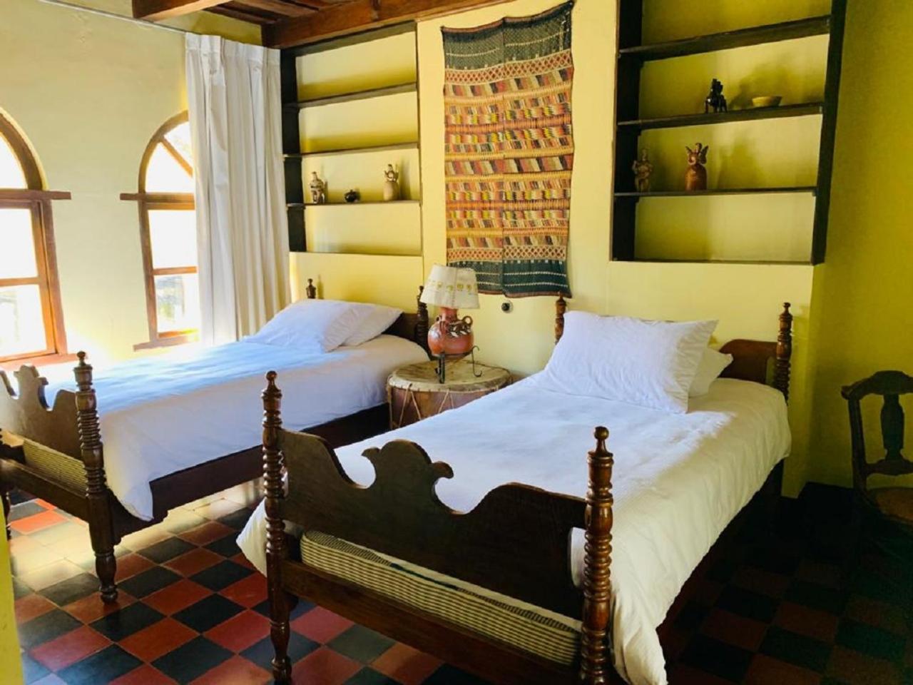 Hotel Museo Mayan Inn Chichicastenango Exteriör bild