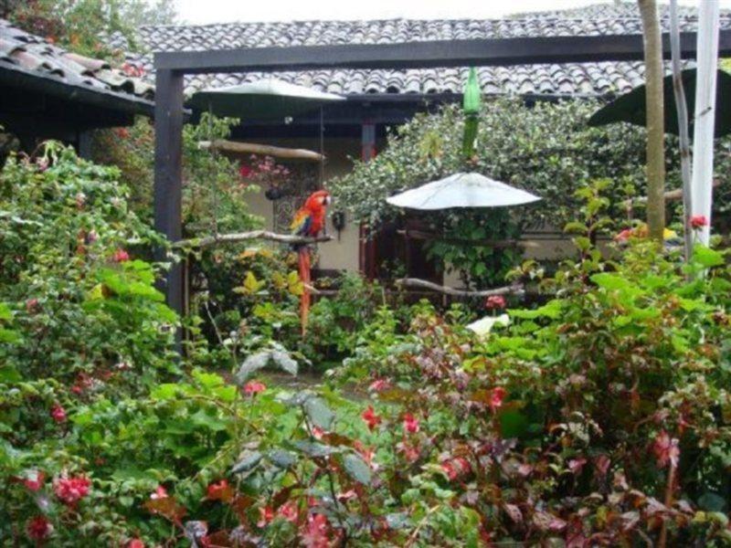 Hotel Museo Mayan Inn Chichicastenango Exteriör bild